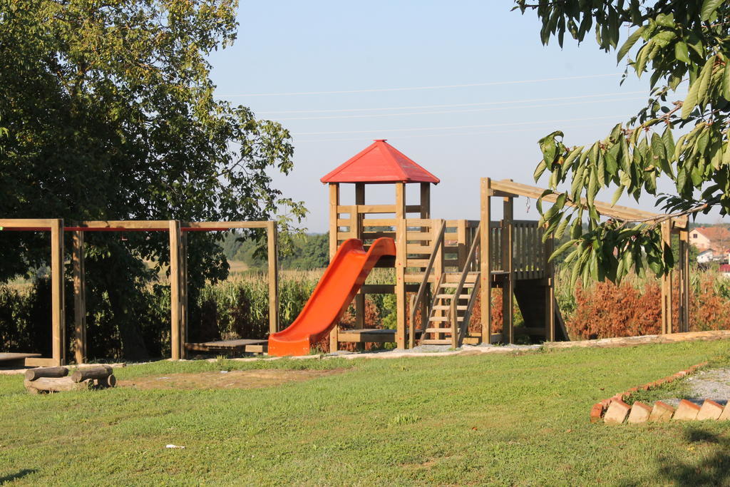 ביילובאר Rooms & Apartment Vinia מראה חיצוני תמונה